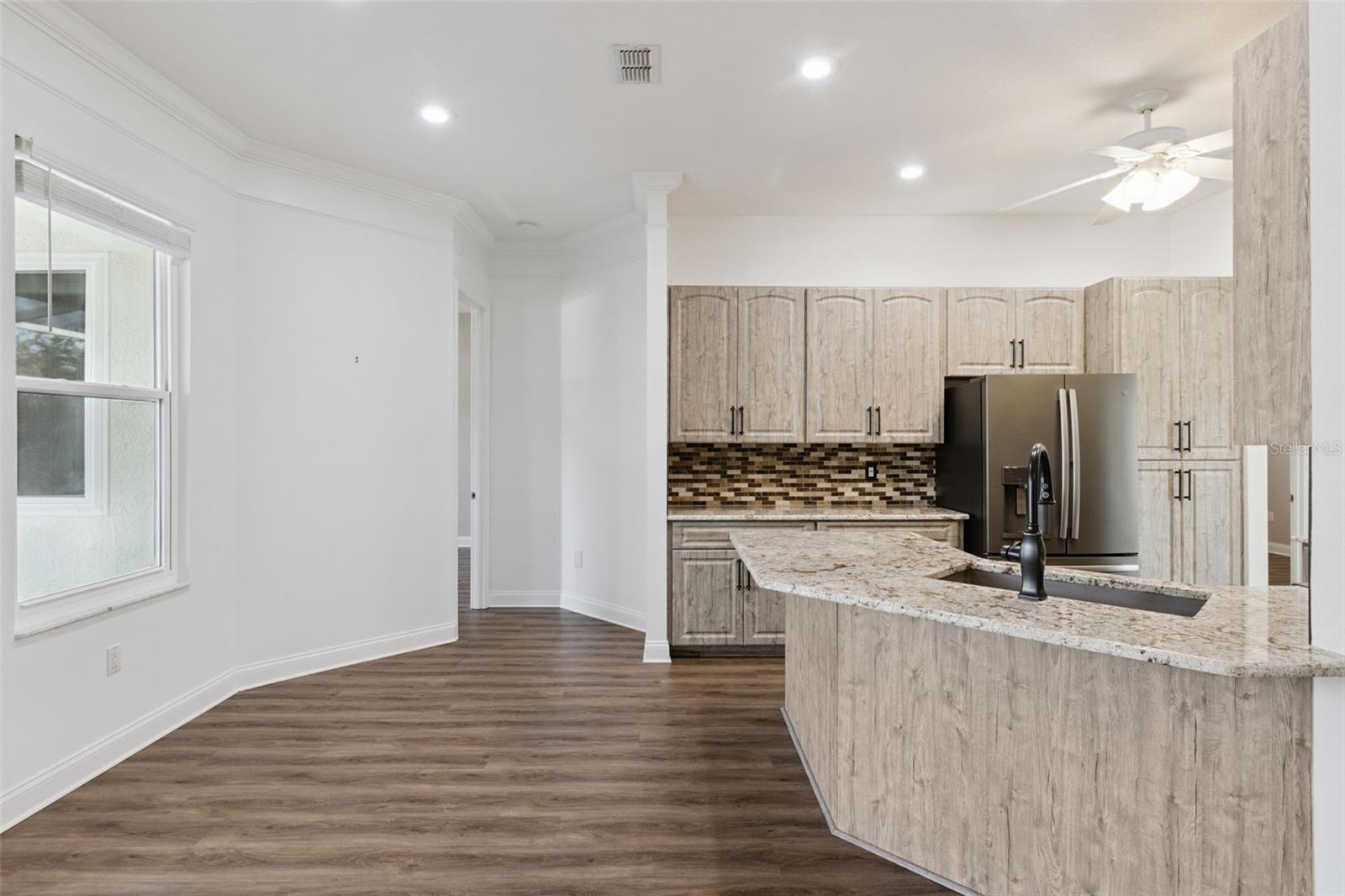 Image 15 of 57 For 421 Osprey Landing Drive