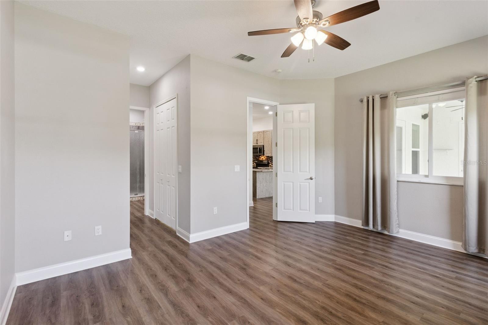 Image 23 of 57 For 421 Osprey Landing Drive