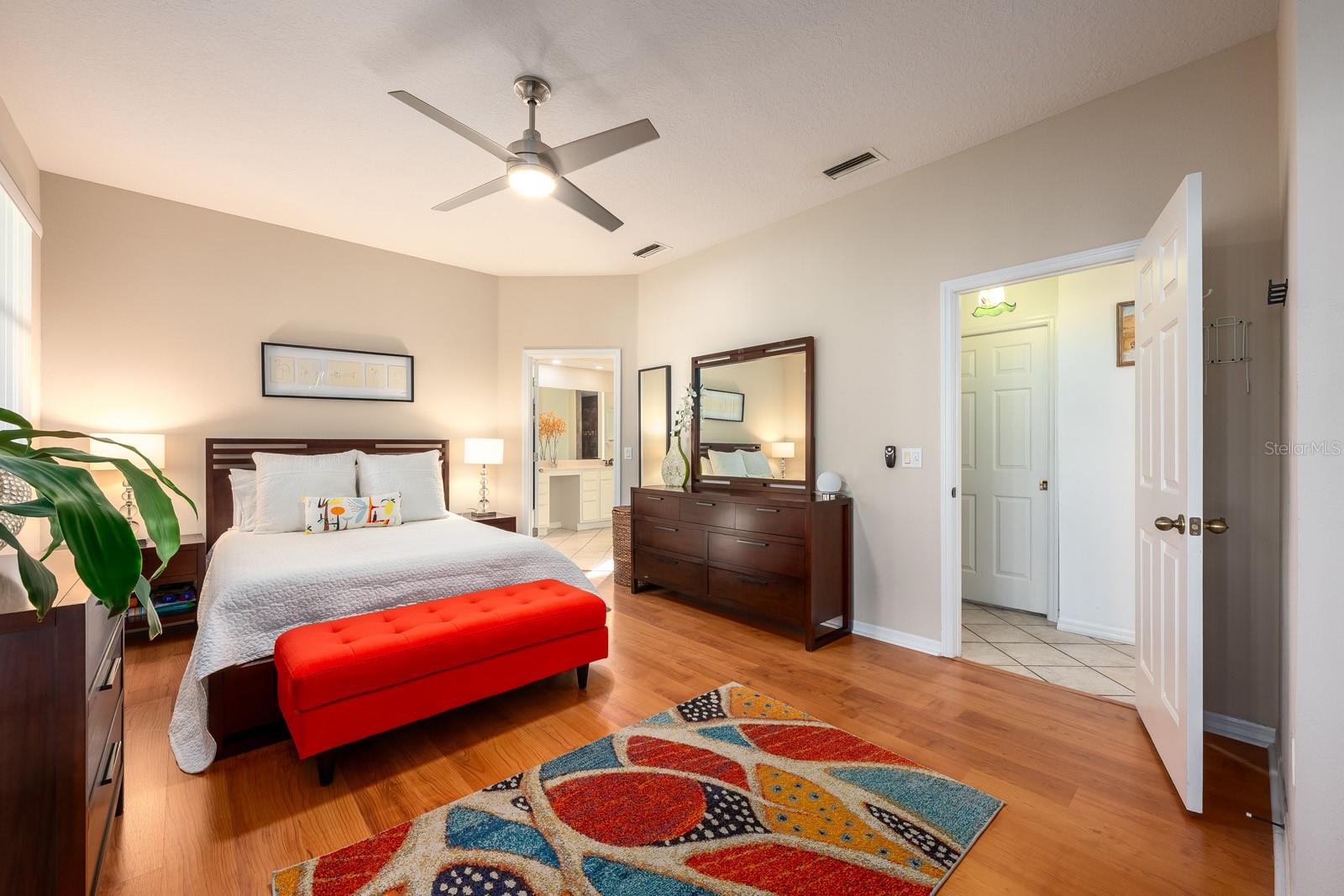 Image 16 of 37 For 331 Lake Lenelle Drive