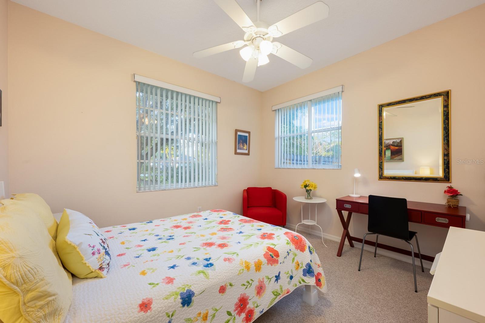 Image 22 of 37 For 331 Lake Lenelle Drive