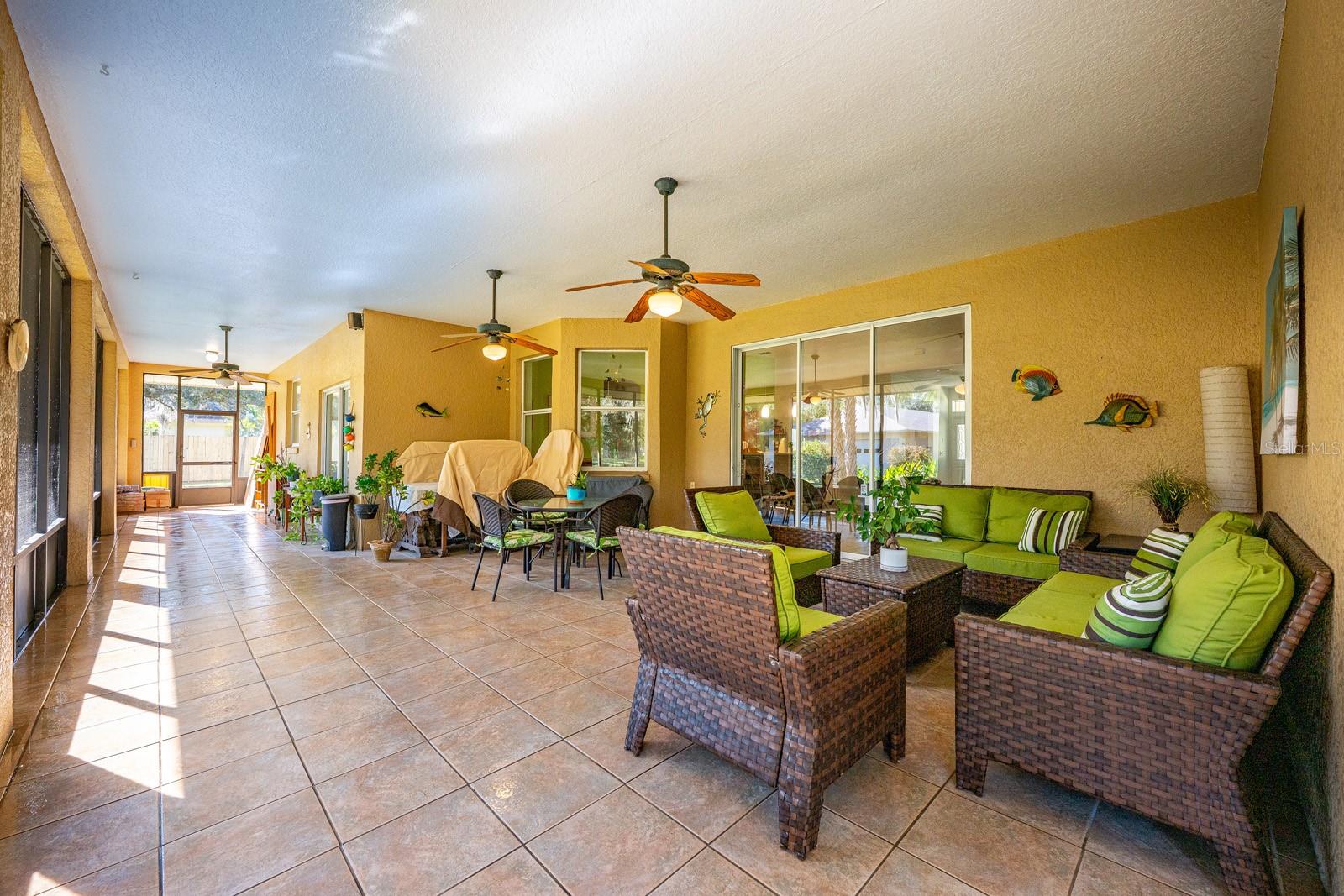 Image 26 of 37 For 331 Lake Lenelle Drive