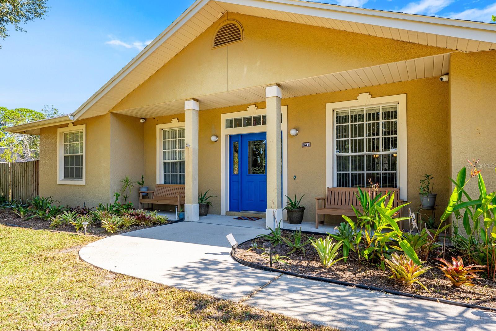 Image 6 of 37 For 331 Lake Lenelle Drive