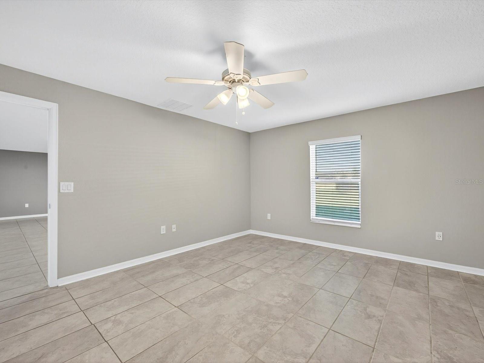 Image 11 of 30 For 1450 Lassen Street