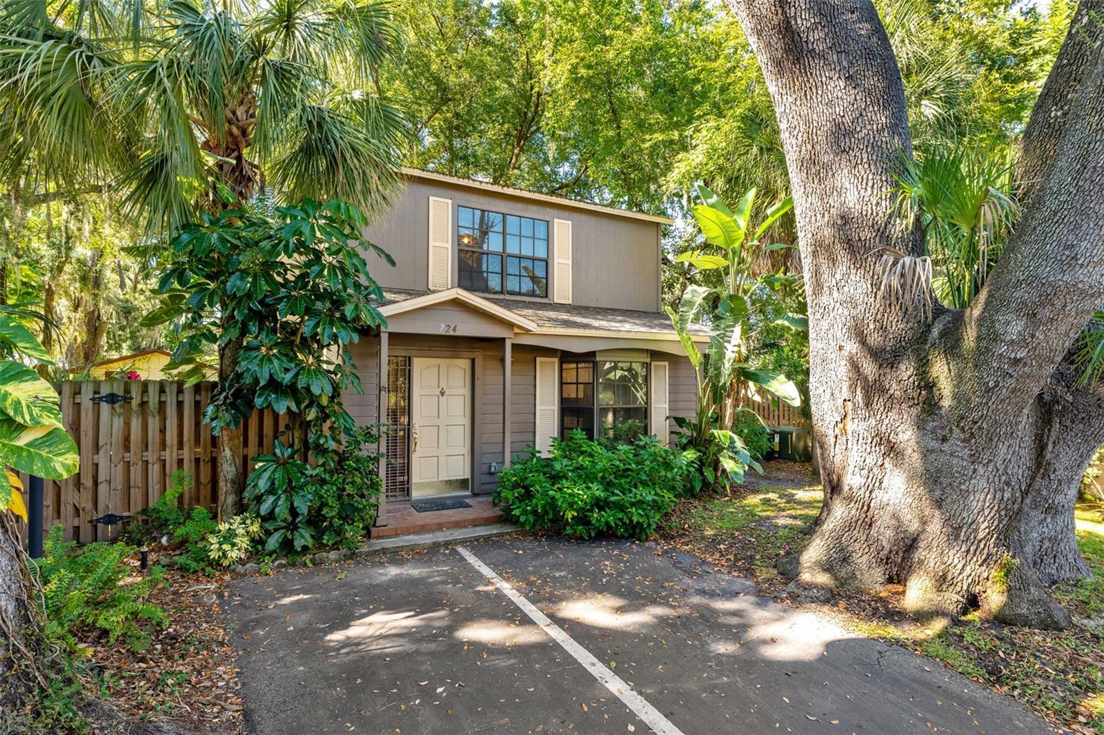 Image 20 of 23 For 724 Edgewater Drive