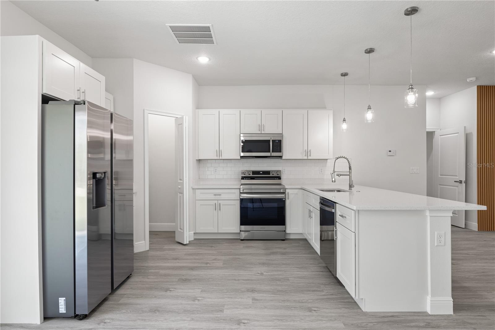 Image 13 of 38 For 3571 129th Street