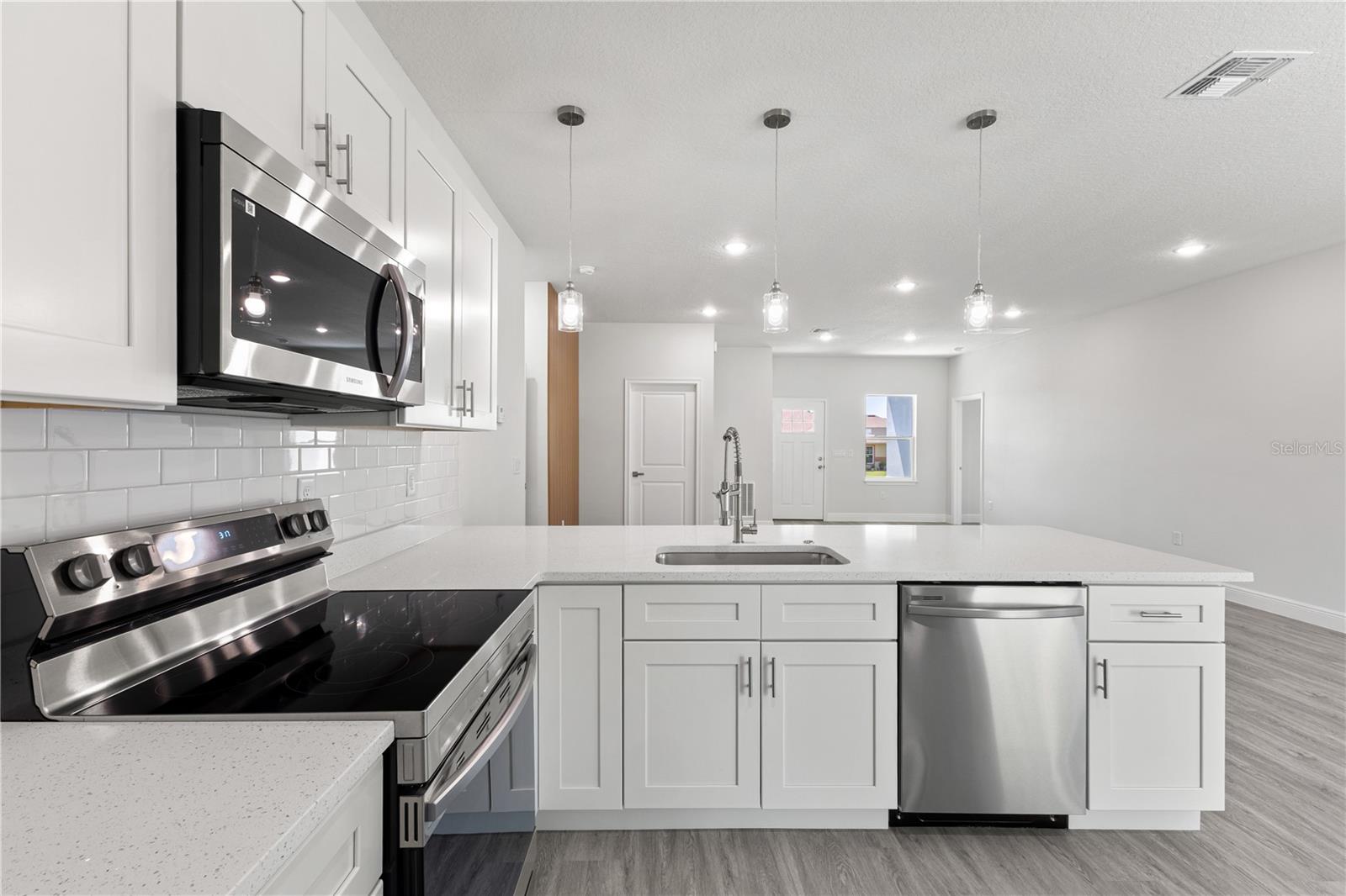 Image 15 of 38 For 3571 129th Street