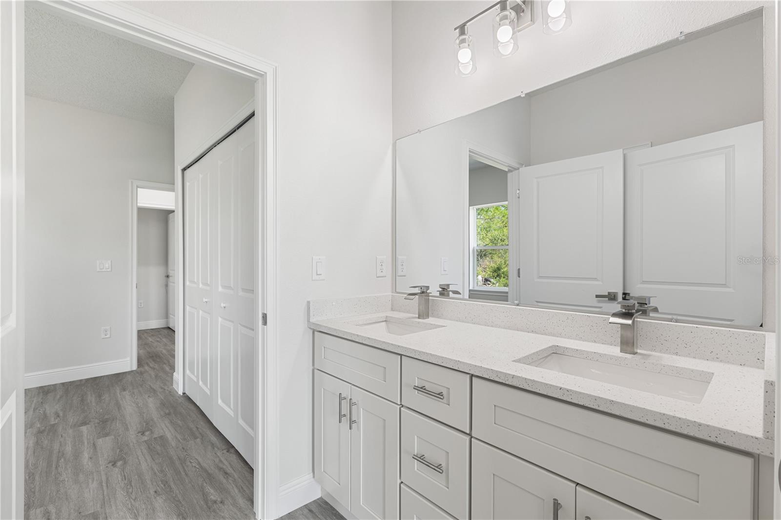 Image 22 of 38 For 3571 129th Street