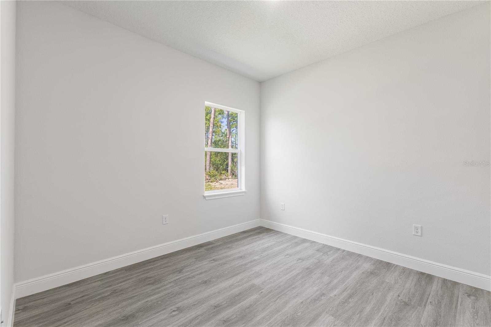 Image 26 of 38 For 3571 129th Street