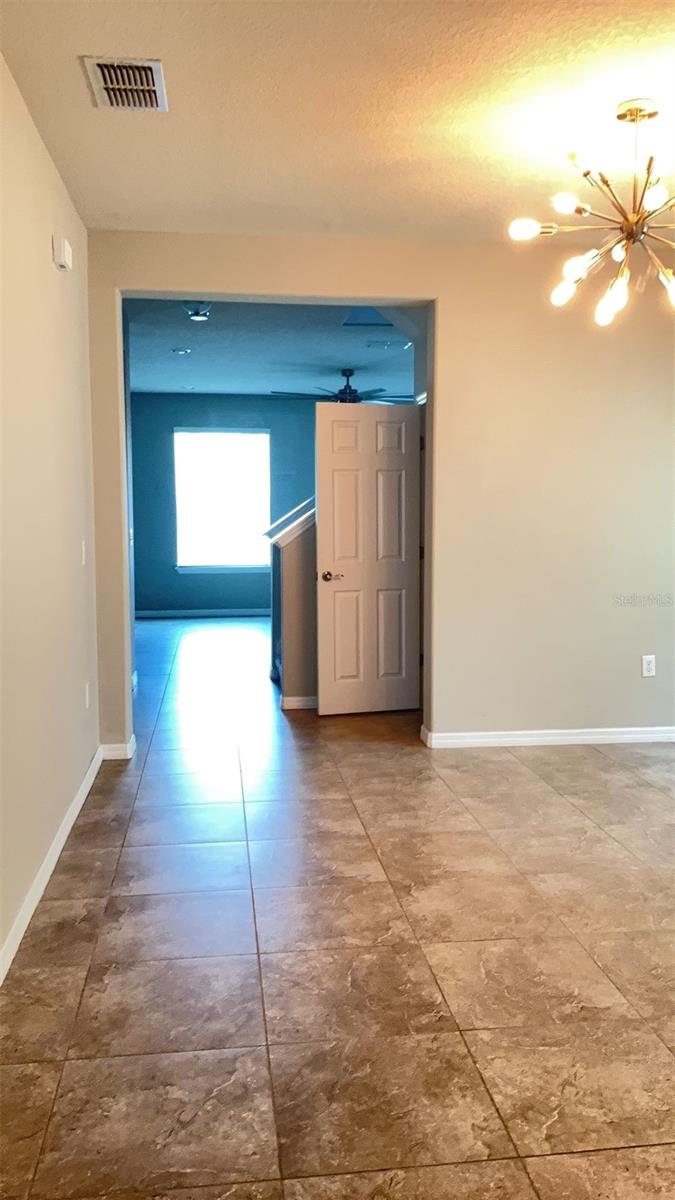 Image 21 of 43 For 3013 Jardin Street