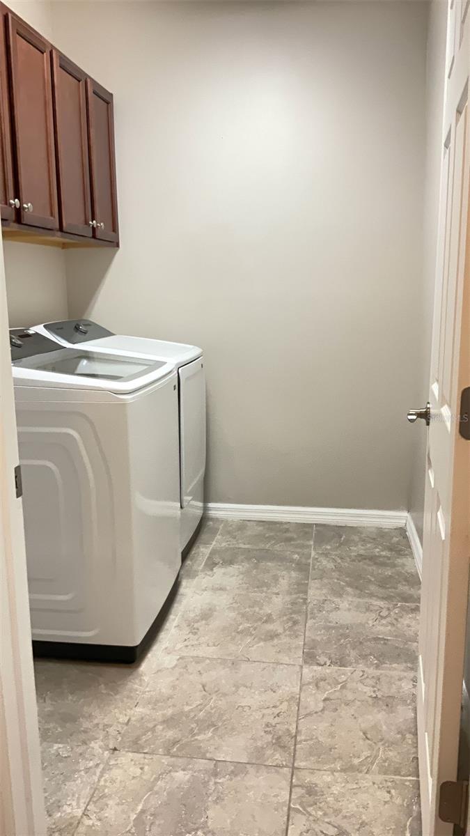 Image 31 of 43 For 3013 Jardin Street