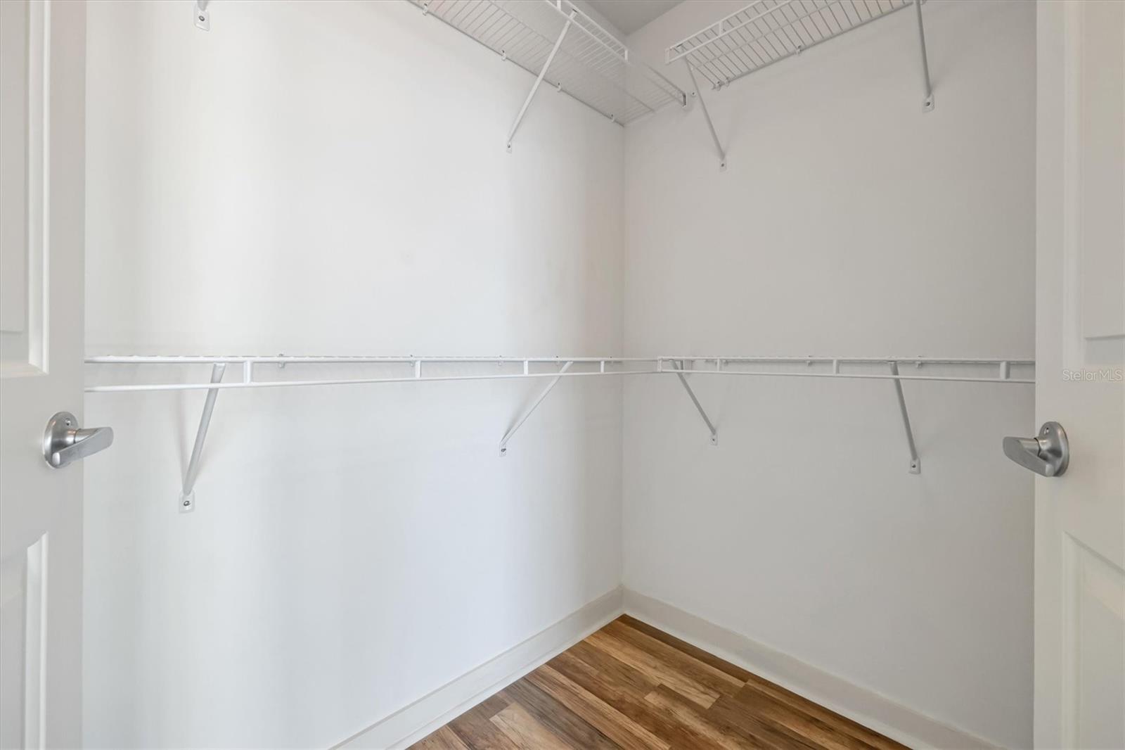 Image 21 of 58 For 155 Court Avenue 1604