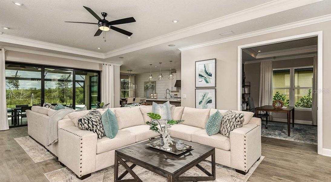 Image 11 of 22 For 845 Junonia Boulevard