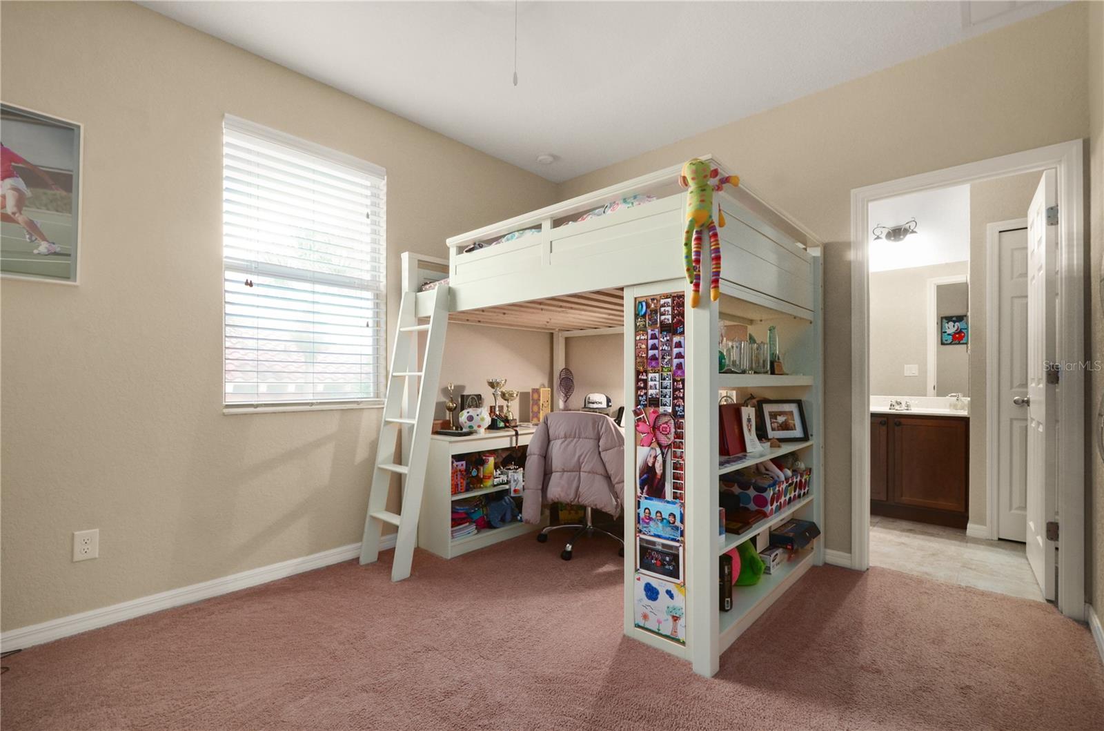 Image 16 of 30 For 8915 Della Scala Circle