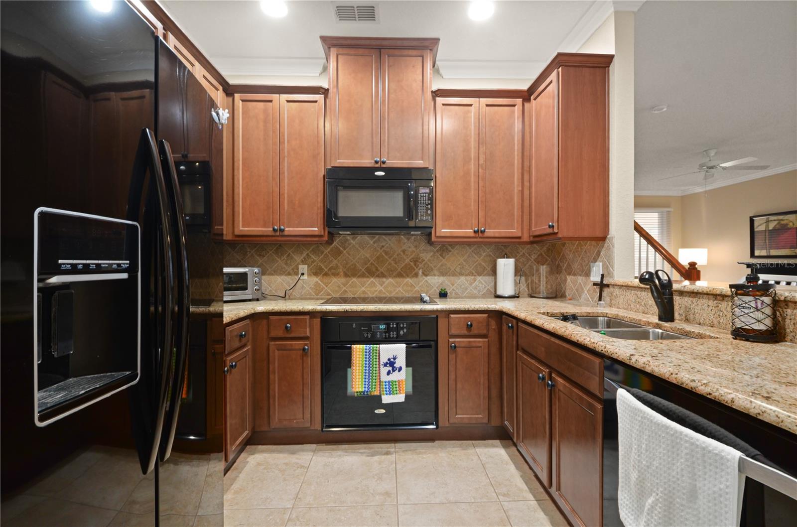 Image 9 of 30 For 8915 Della Scala Circle