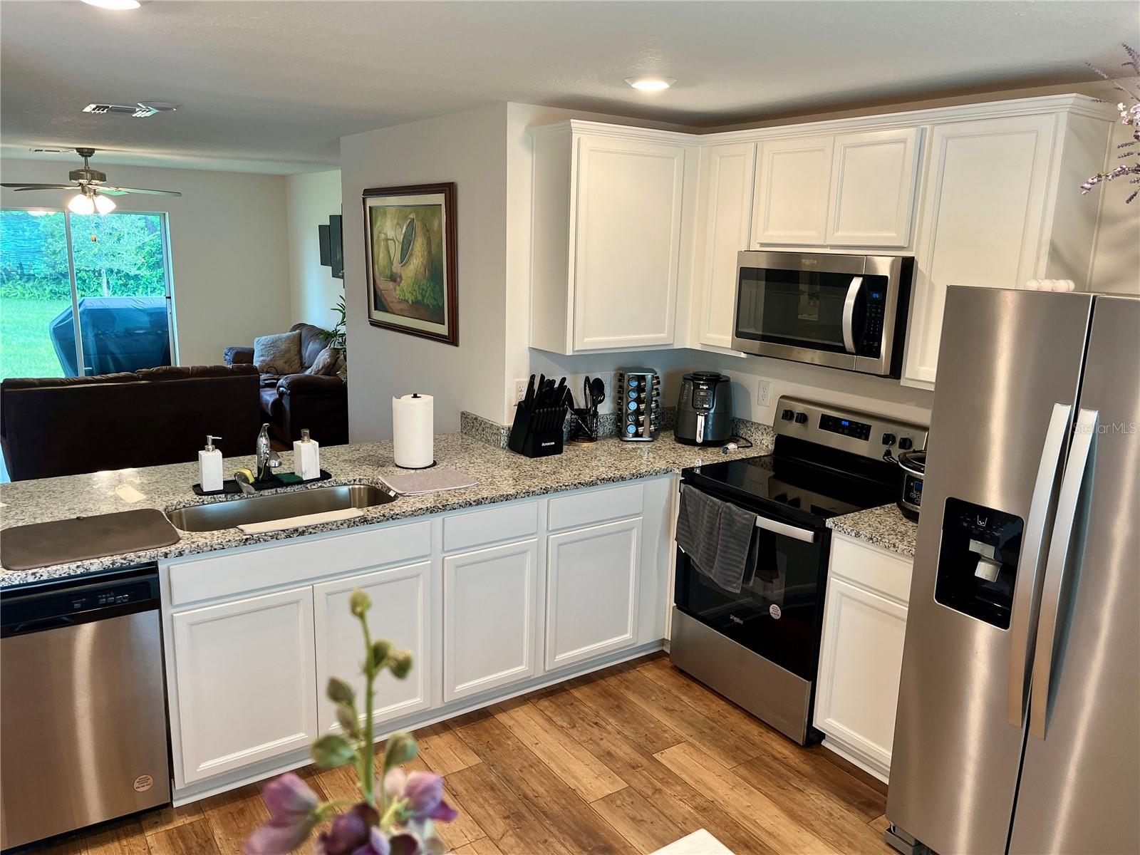Image 4 of 22 For 2531 Lake Helen Osteen Road