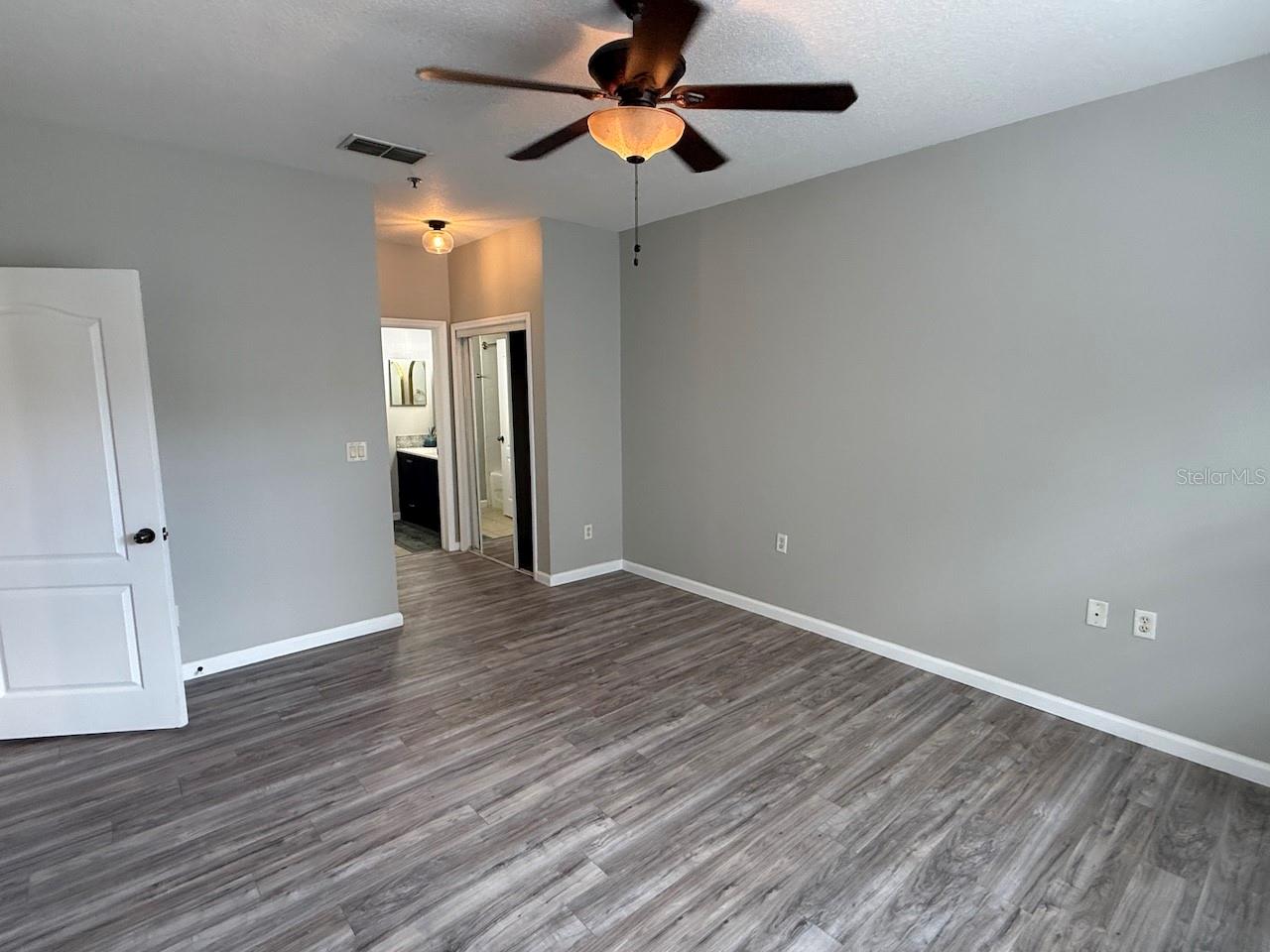 Image 13 of 22 For 4817 Cypress Woods Drive 5203