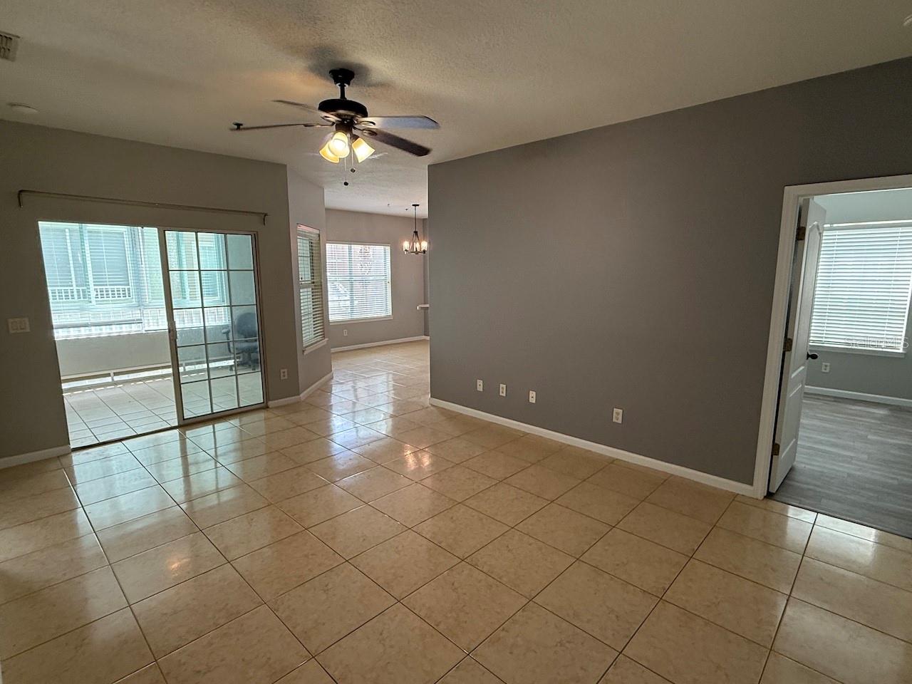 Image 4 of 22 For 4817 Cypress Woods Drive 5203