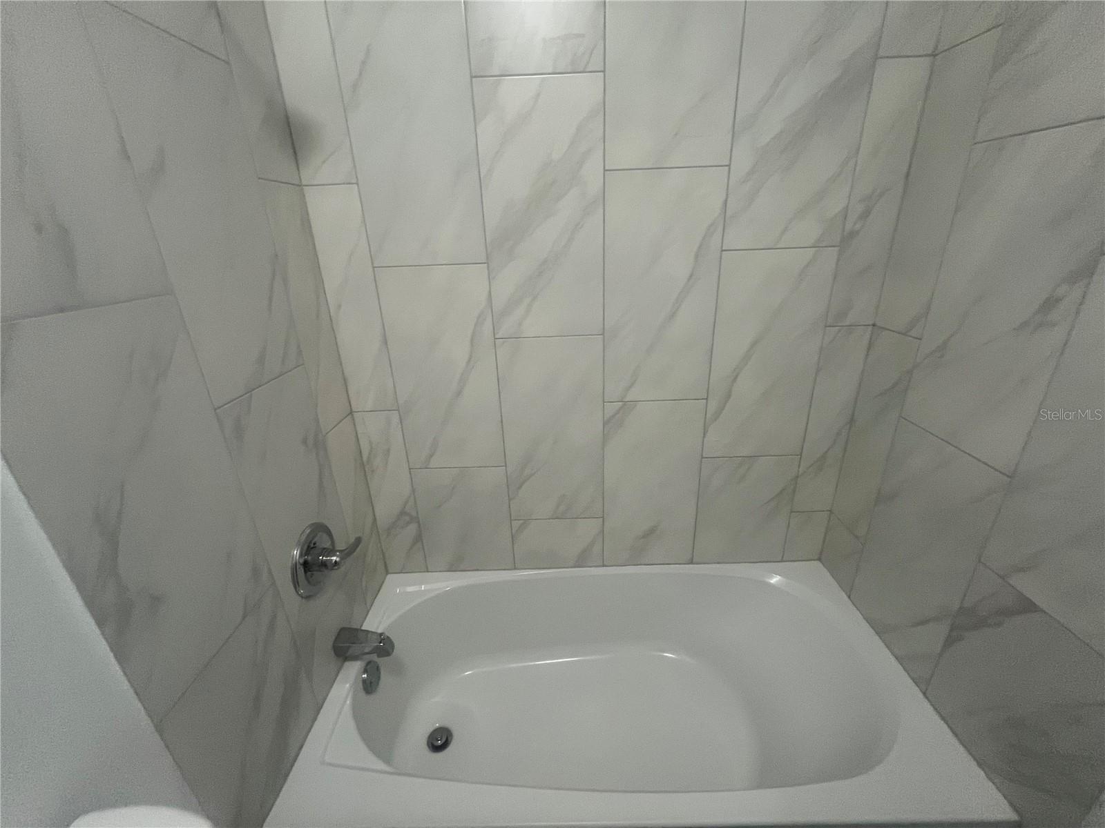 Image 15 of 17 For 1607 Jacobs Road