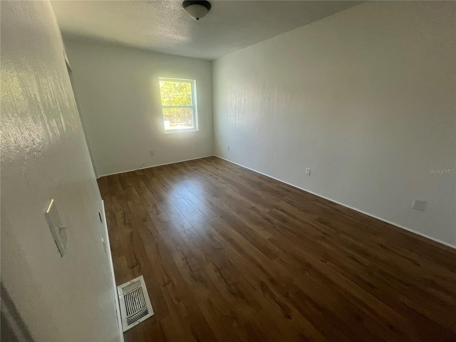 Image 16 of 17 For 1607 Jacobs Road