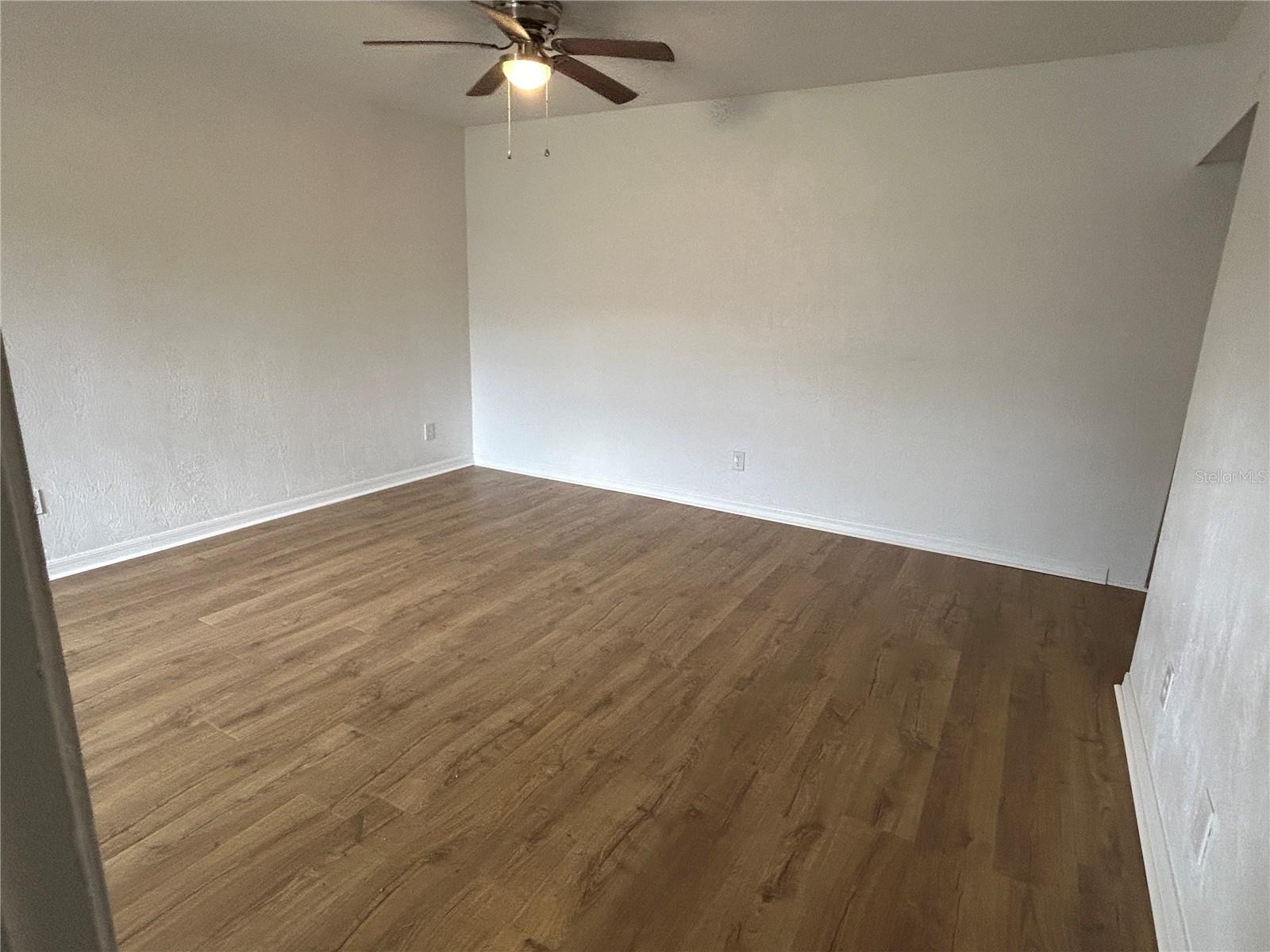 Image 5 of 7 For 1607 Jacobs Road