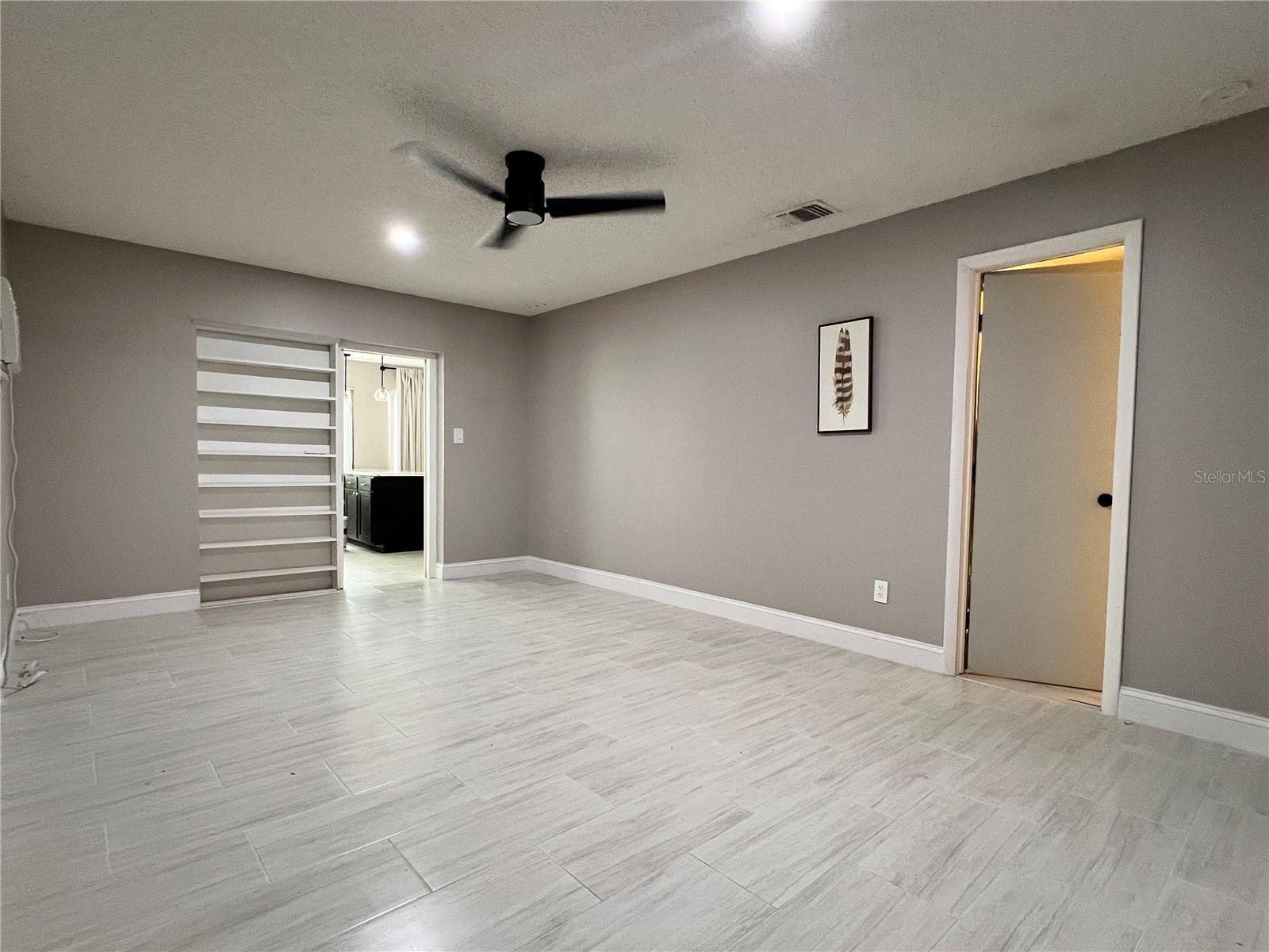 Image 6 of 9 For 10648 Larissa Street B
