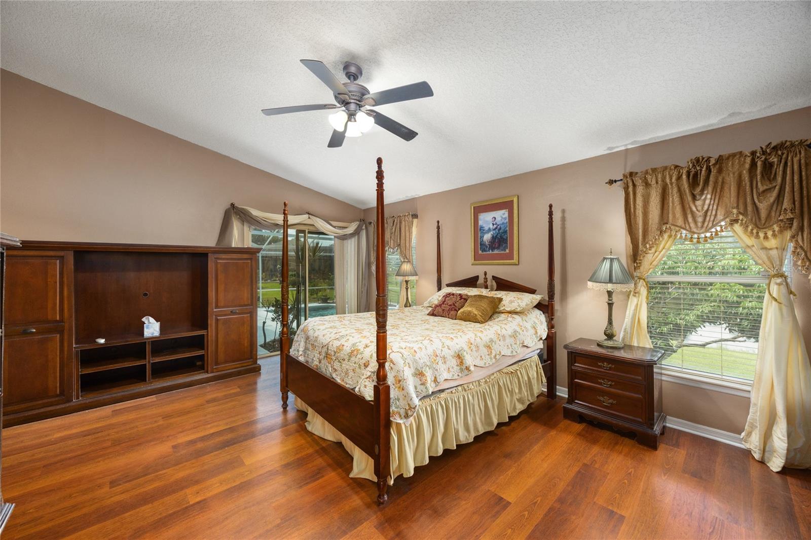 Image 21 of 58 For 1816 Seneca Boulevard