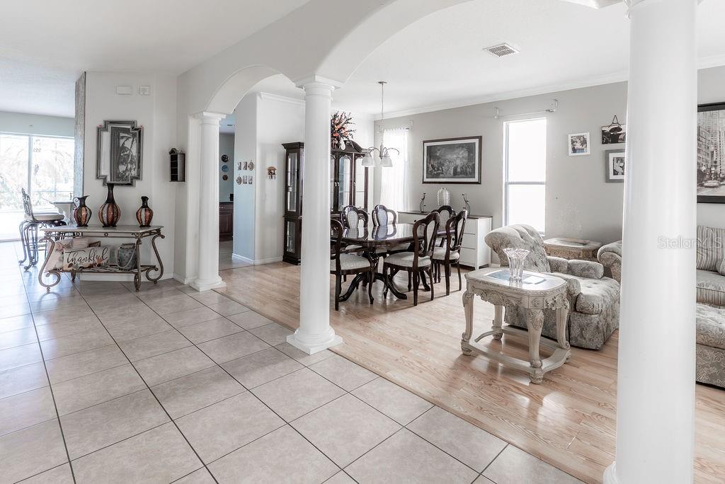 Image 4 of 17 For 14819 Braywood Trail