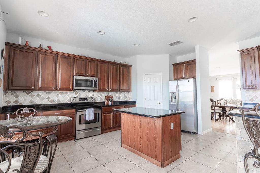 Image 5 of 17 For 14819 Braywood Trail