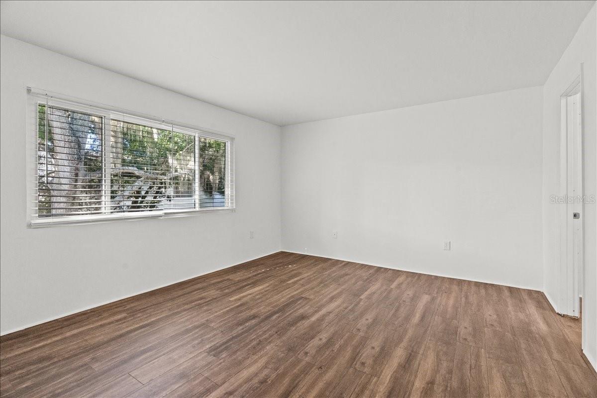 Image 21 of 38 For 4213 Semoran Boulevard 3