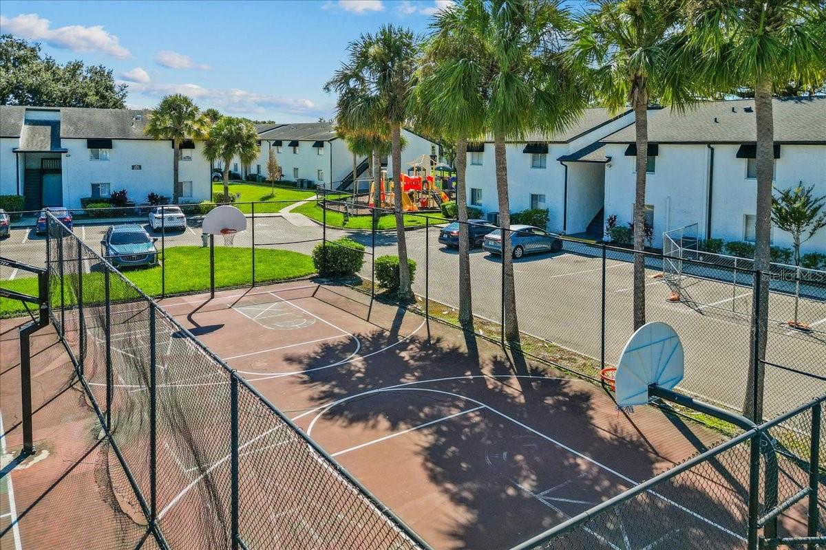 Image 32 of 38 For 4213 Semoran Boulevard 3