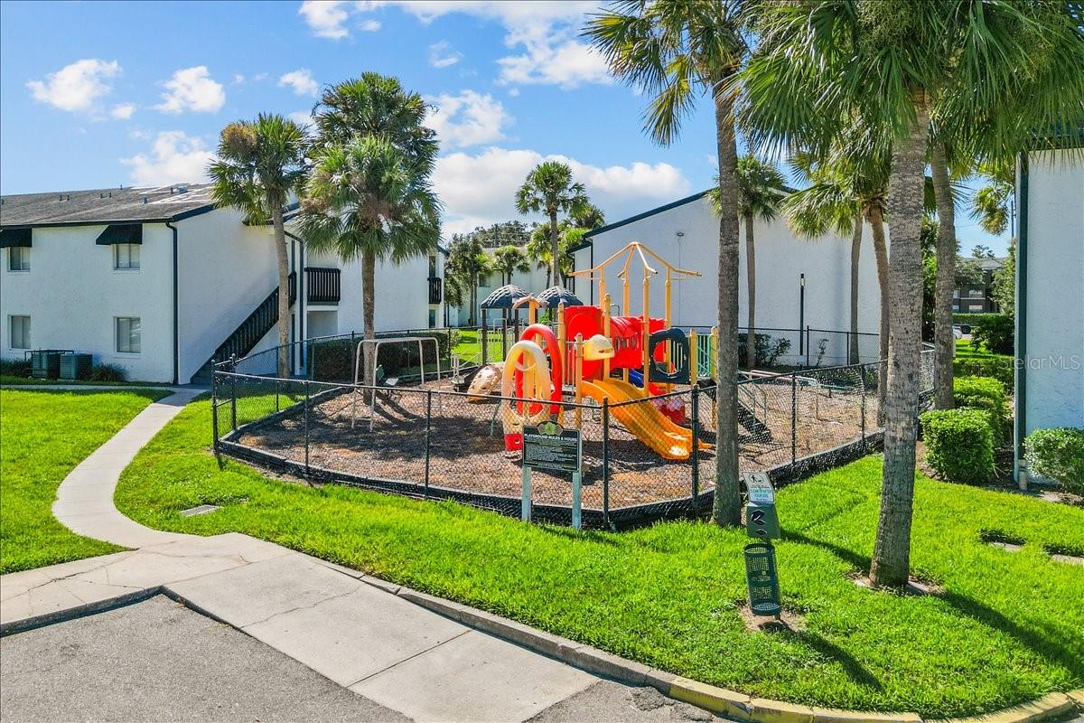 Image 33 of 38 For 4213 Semoran Boulevard 3