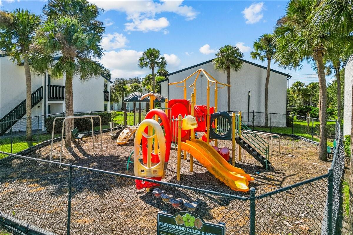 Image 34 of 38 For 4213 Semoran Boulevard 3