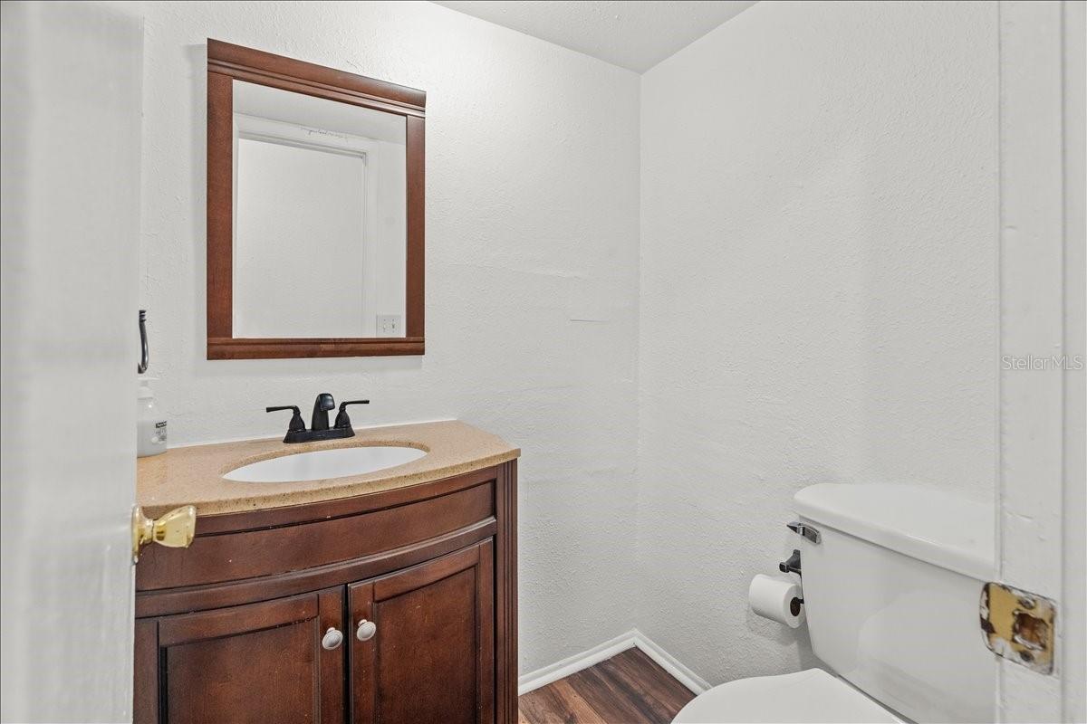 Image 7 of 38 For 4213 Semoran Boulevard 3