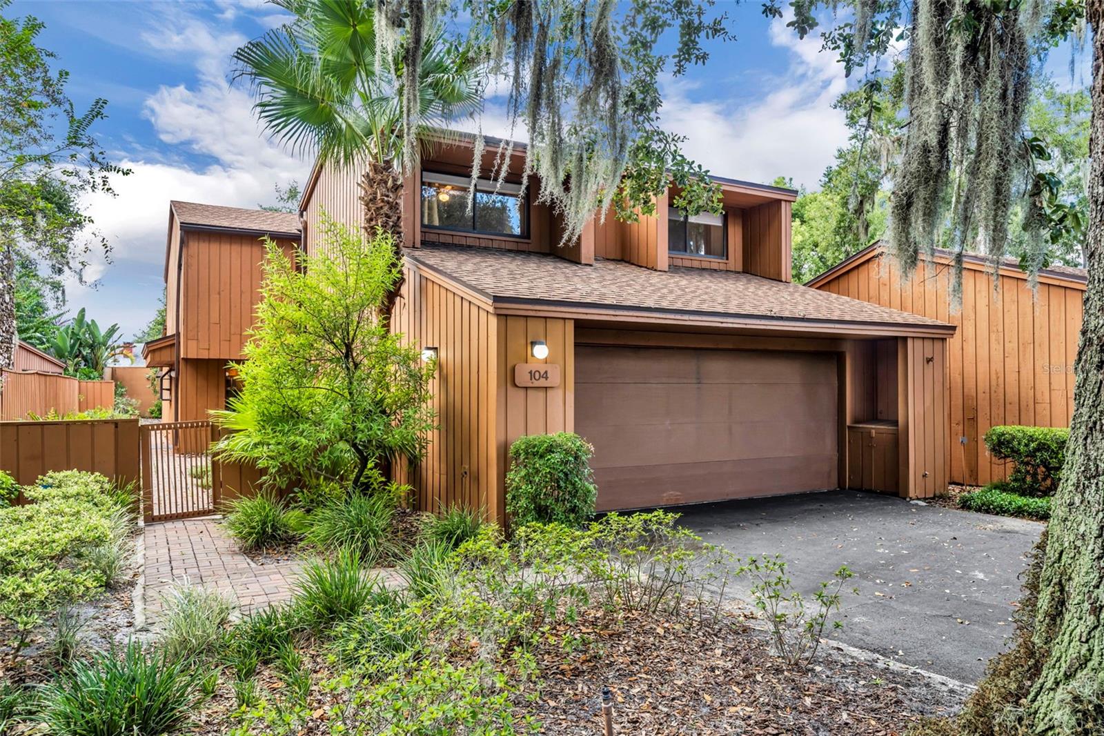 Details for 104 Oaks Court 104, SANFORD, FL 32771
