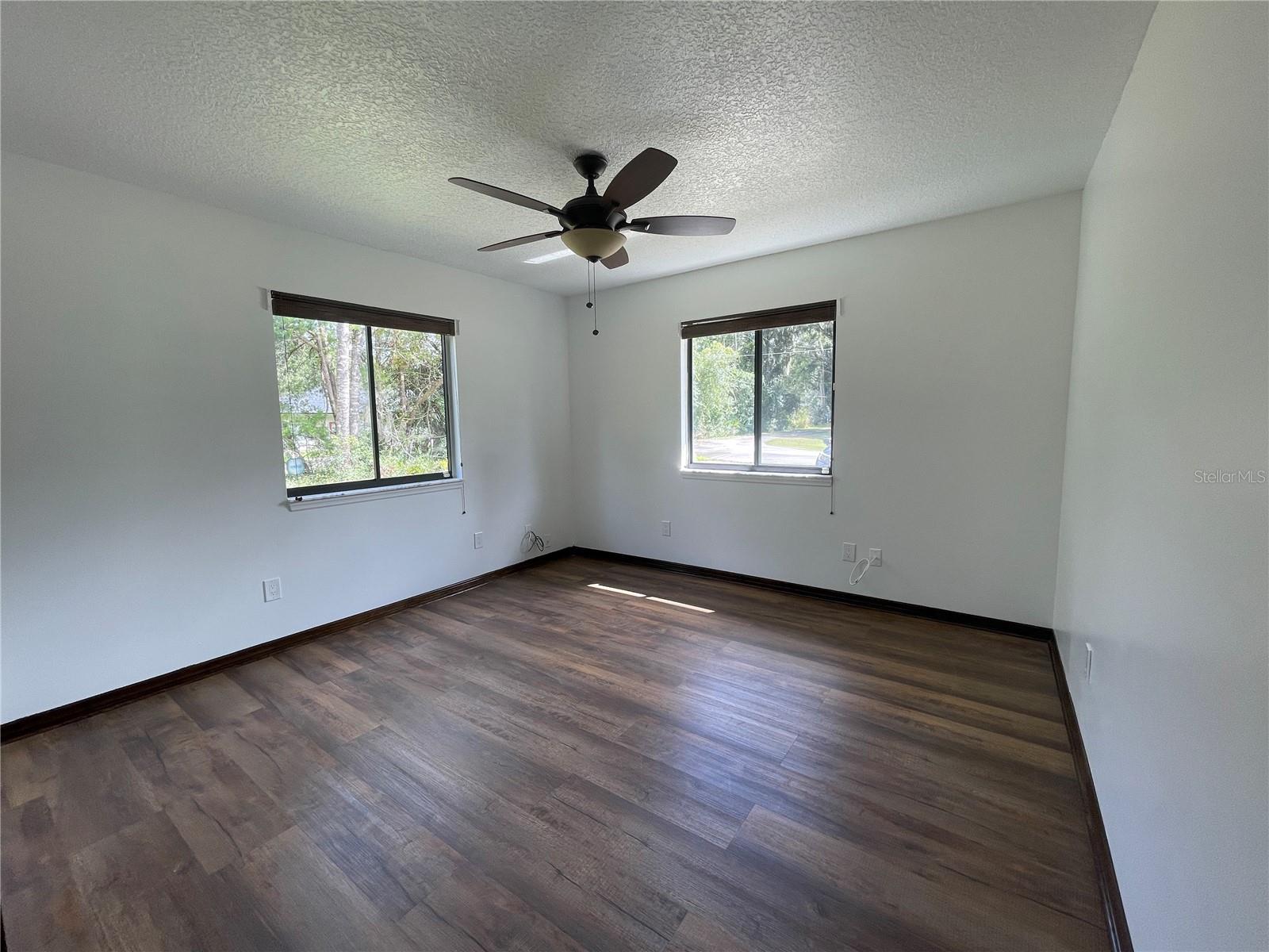 Image 13 of 18 For 385 Harmony Way