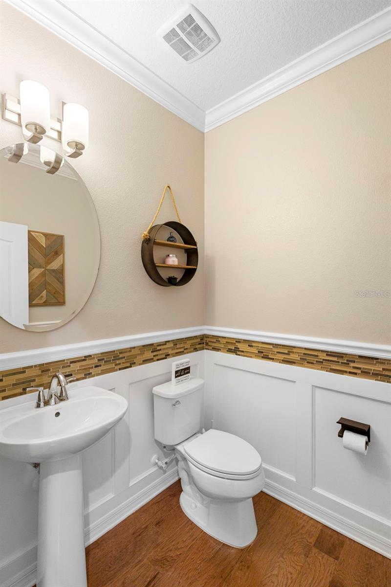 Image 30 of 61 For 1082 Cosmos Way