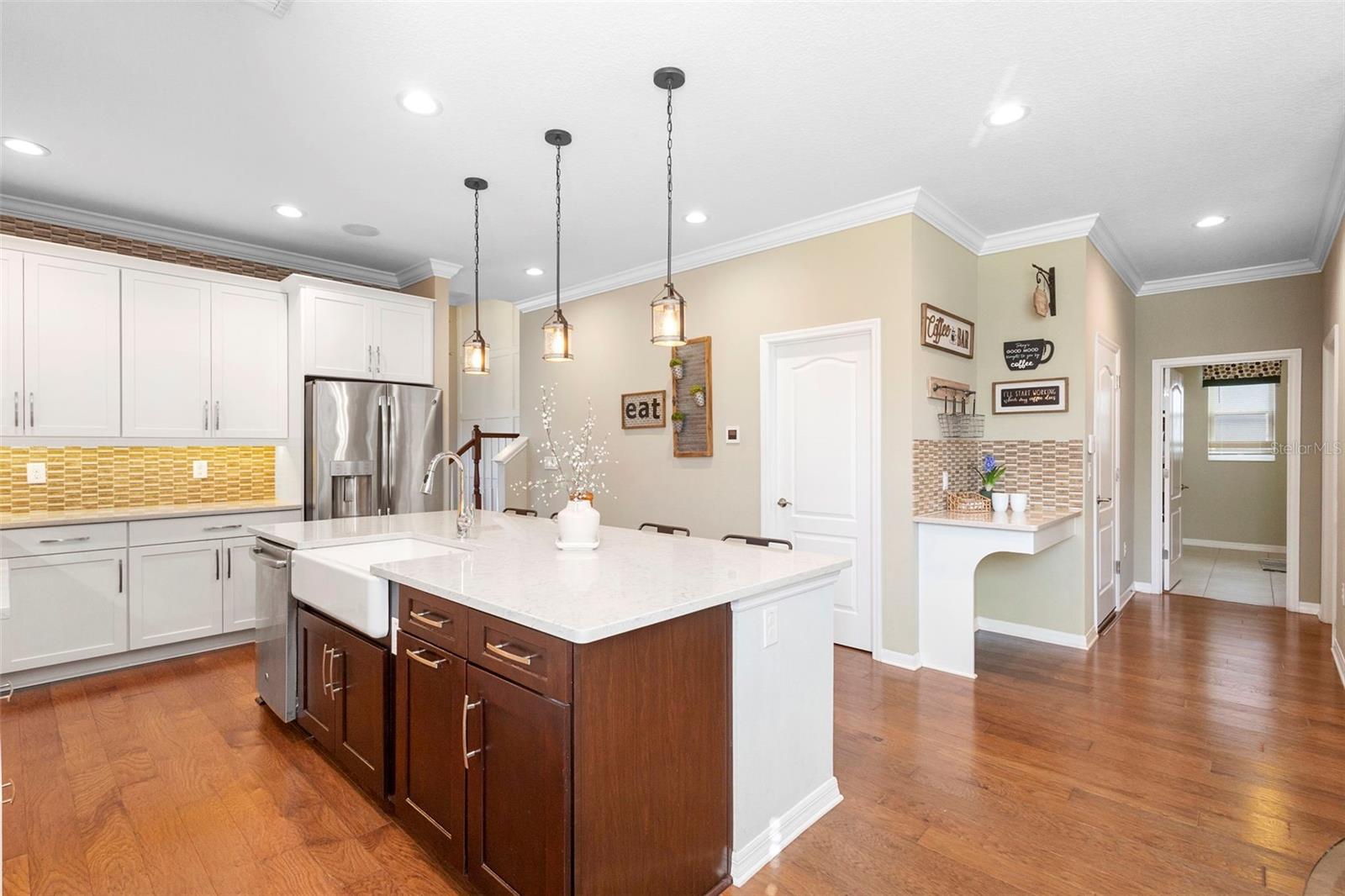 Image 6 of 61 For 1082 Cosmos Way