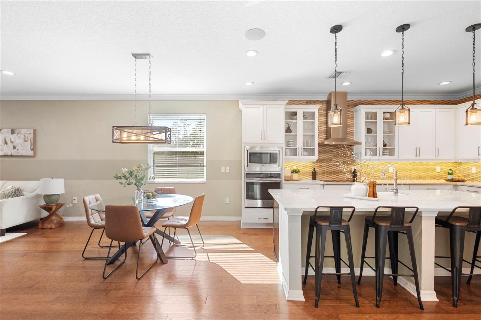 Image 9 of 61 For 1082 Cosmos Way