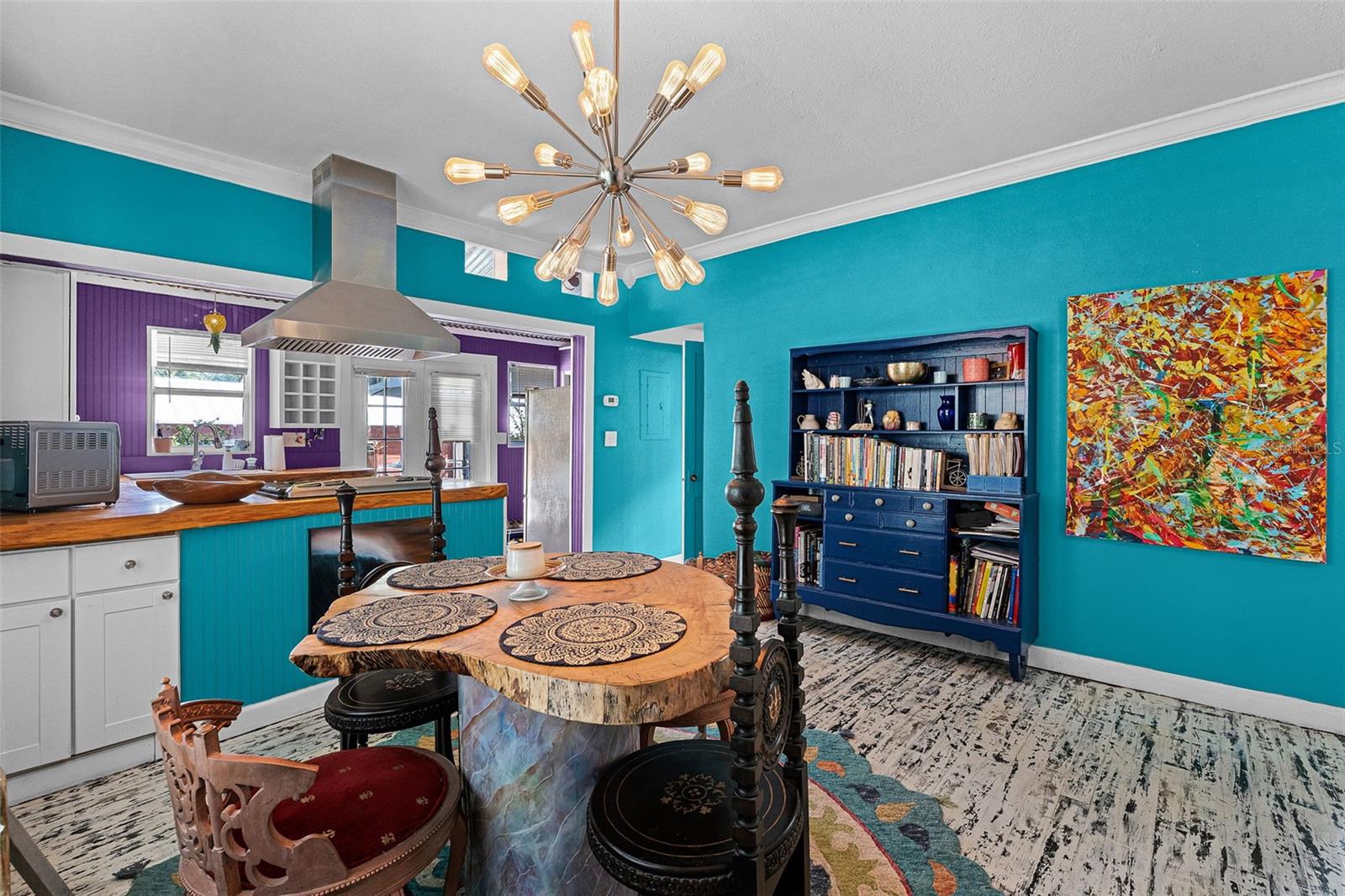 Image 11 of 41 For 300 20th Street