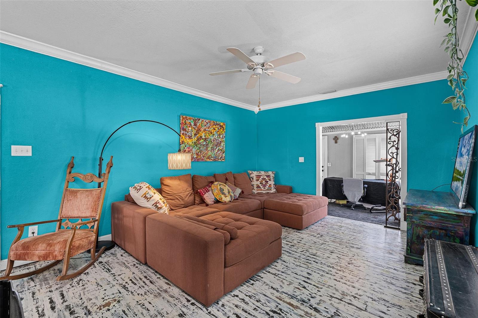Image 8 of 41 For 300 20th Street