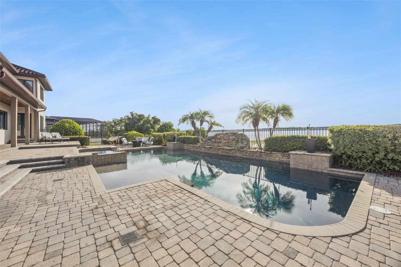 Image 12 of 97 For 17606 Cobblestone Lane