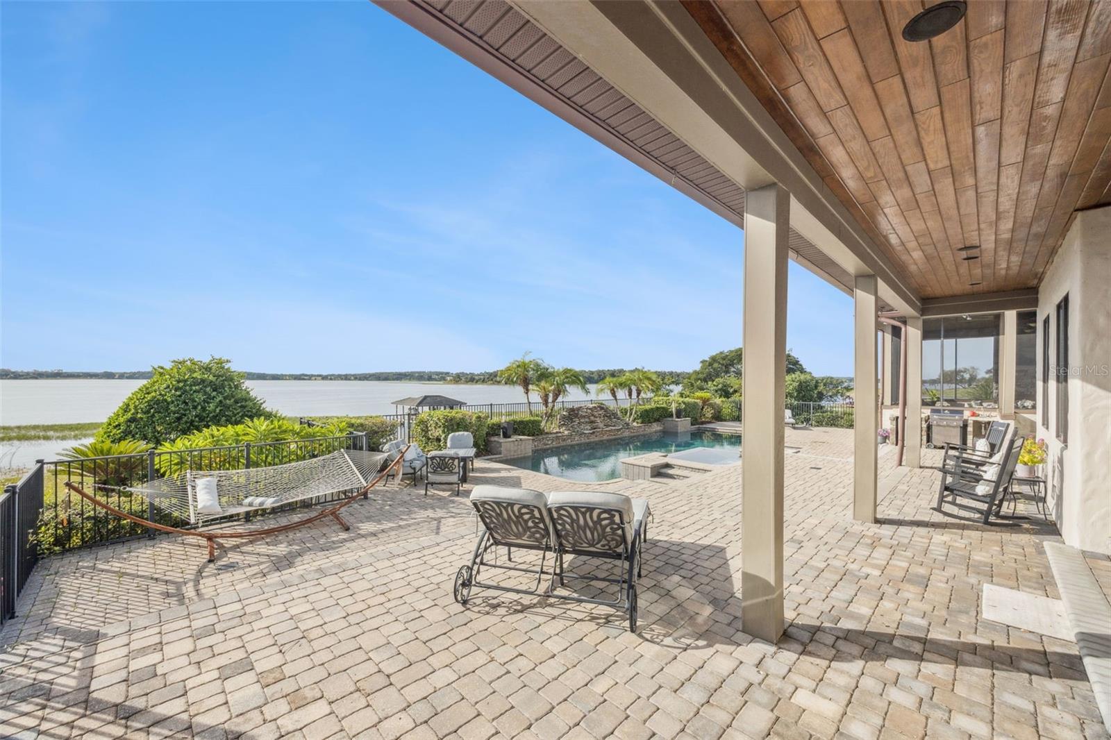 Image 23 of 97 For 17606 Cobblestone Lane