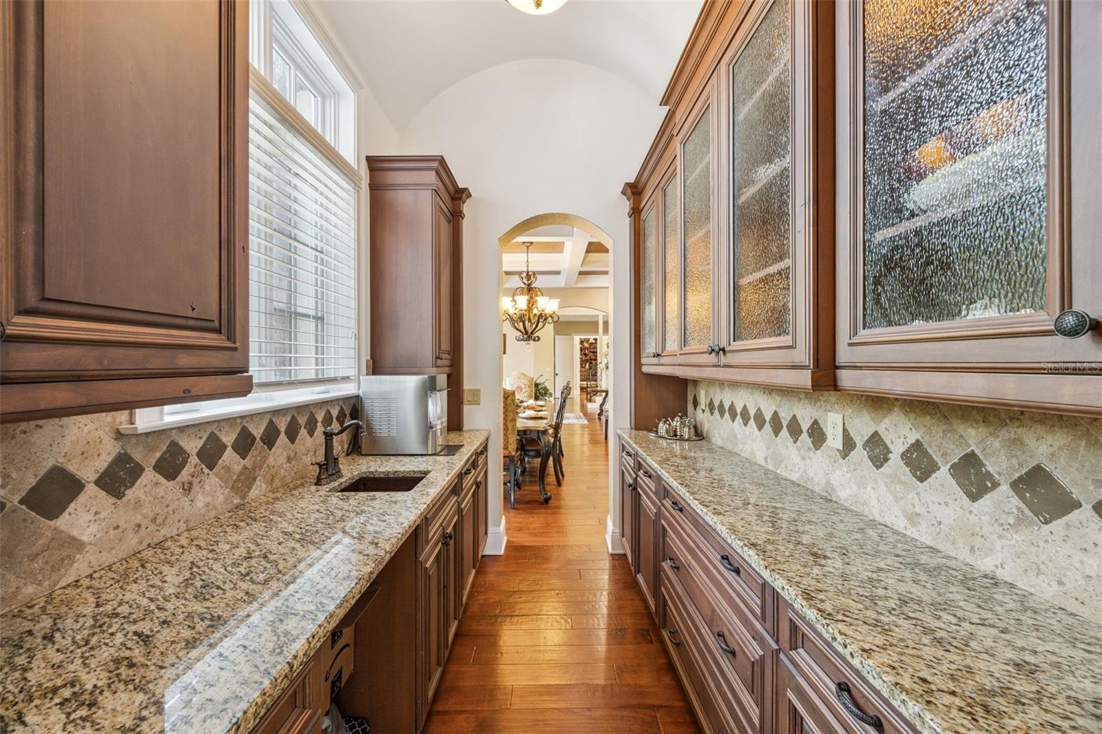 Image 43 of 97 For 17606 Cobblestone Lane