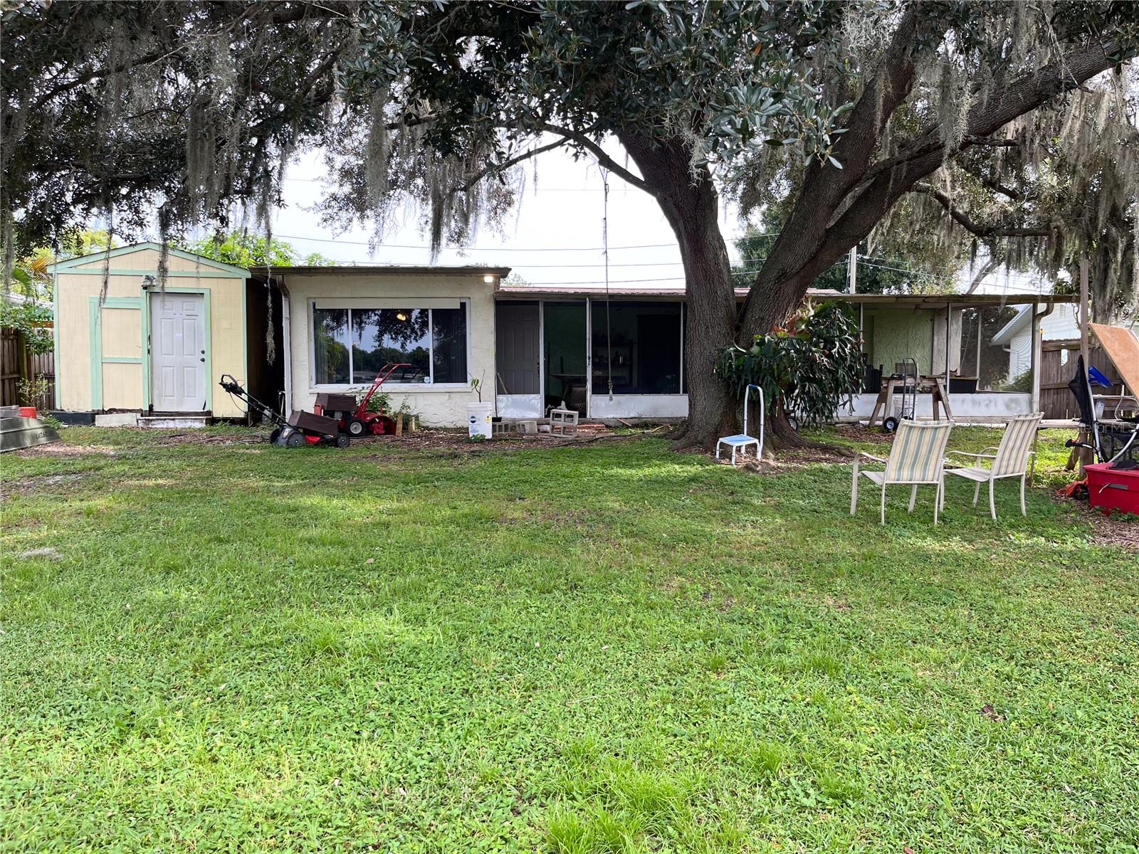 Image 5 of 12 For 6870 Parkside Drive