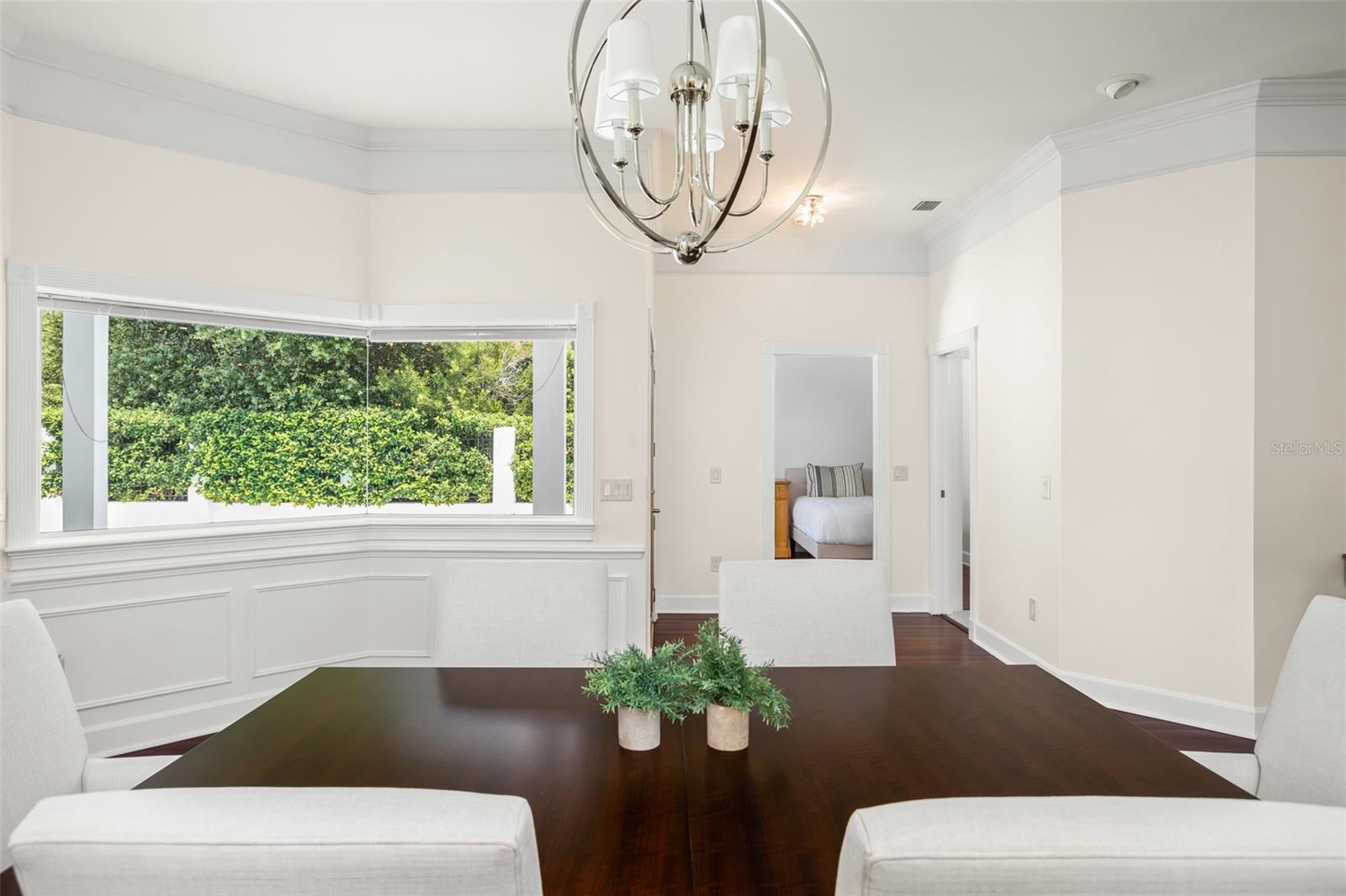 Image 20 of 56 For 9656 Bryanston Drive