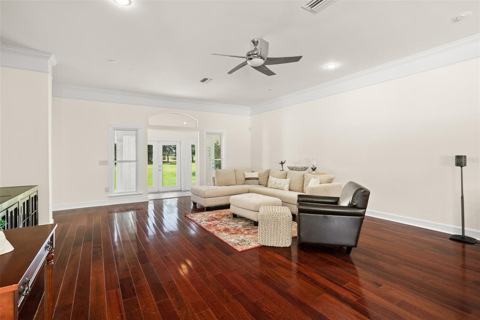 Image 26 of 56 For 9656 Bryanston Drive