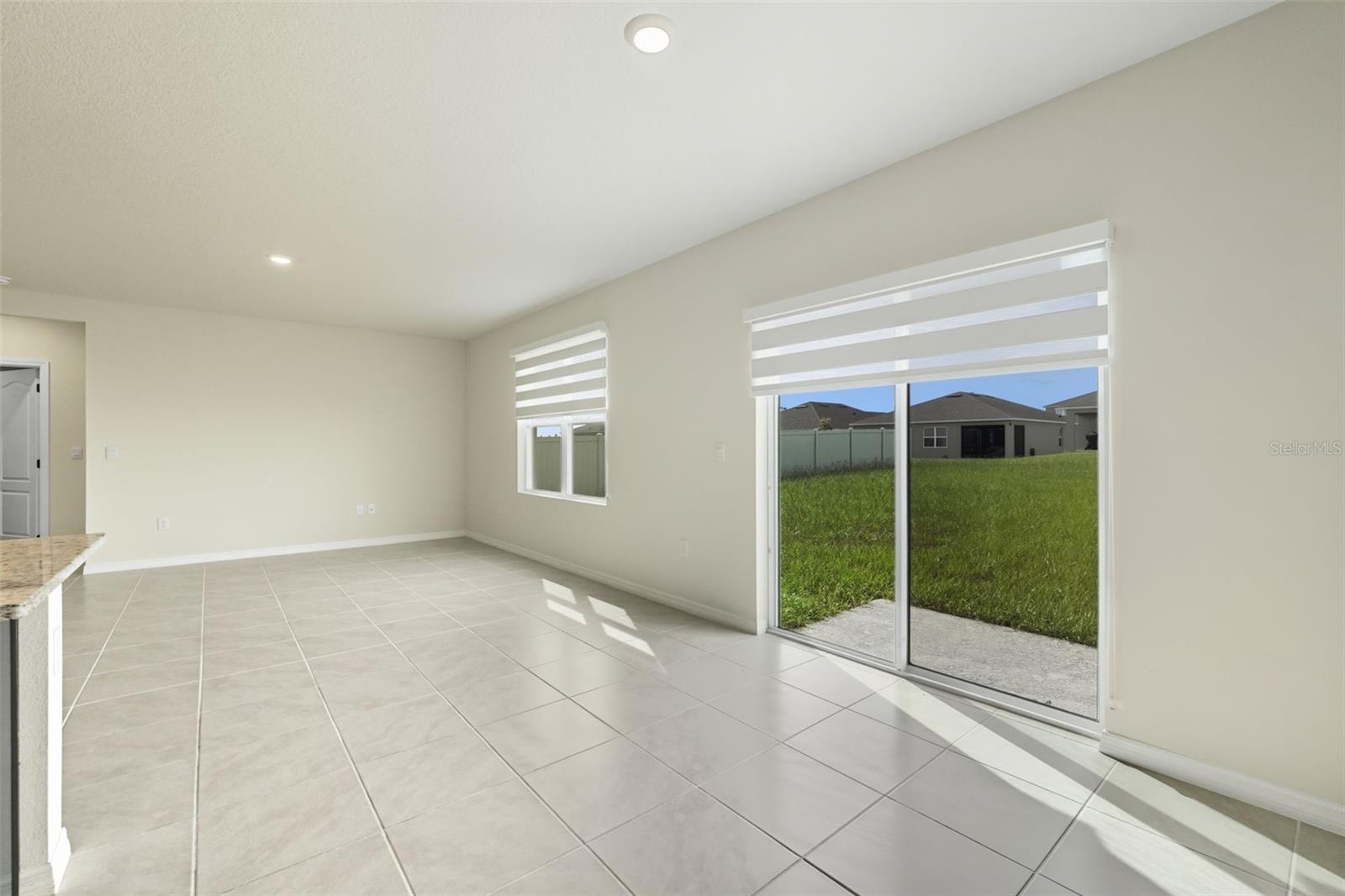 Image 18 of 50 For 1429 Sugarwood Street