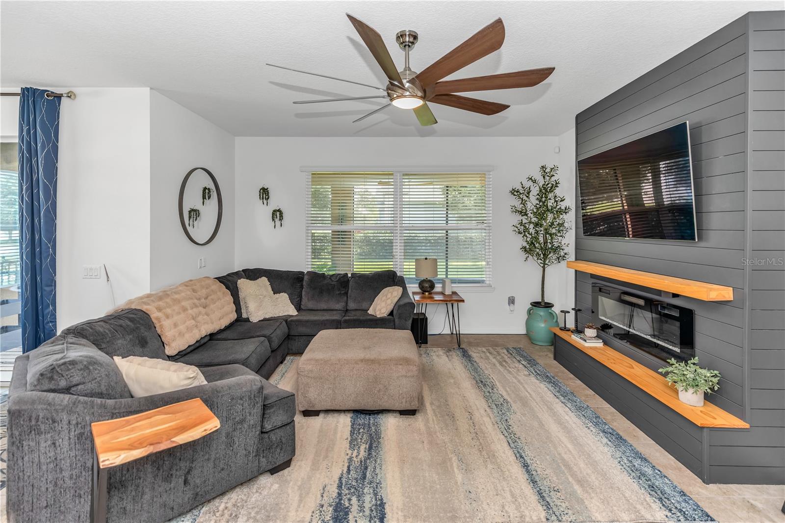 Image 7 of 53 For 3996 Prairie Reserve Boulevard