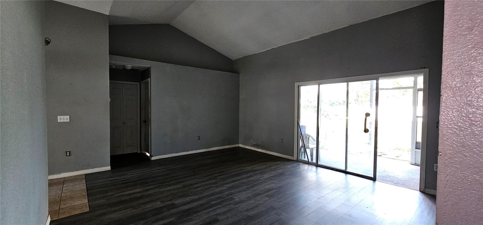 Image 15 of 56 For 2570 Coachman Drive