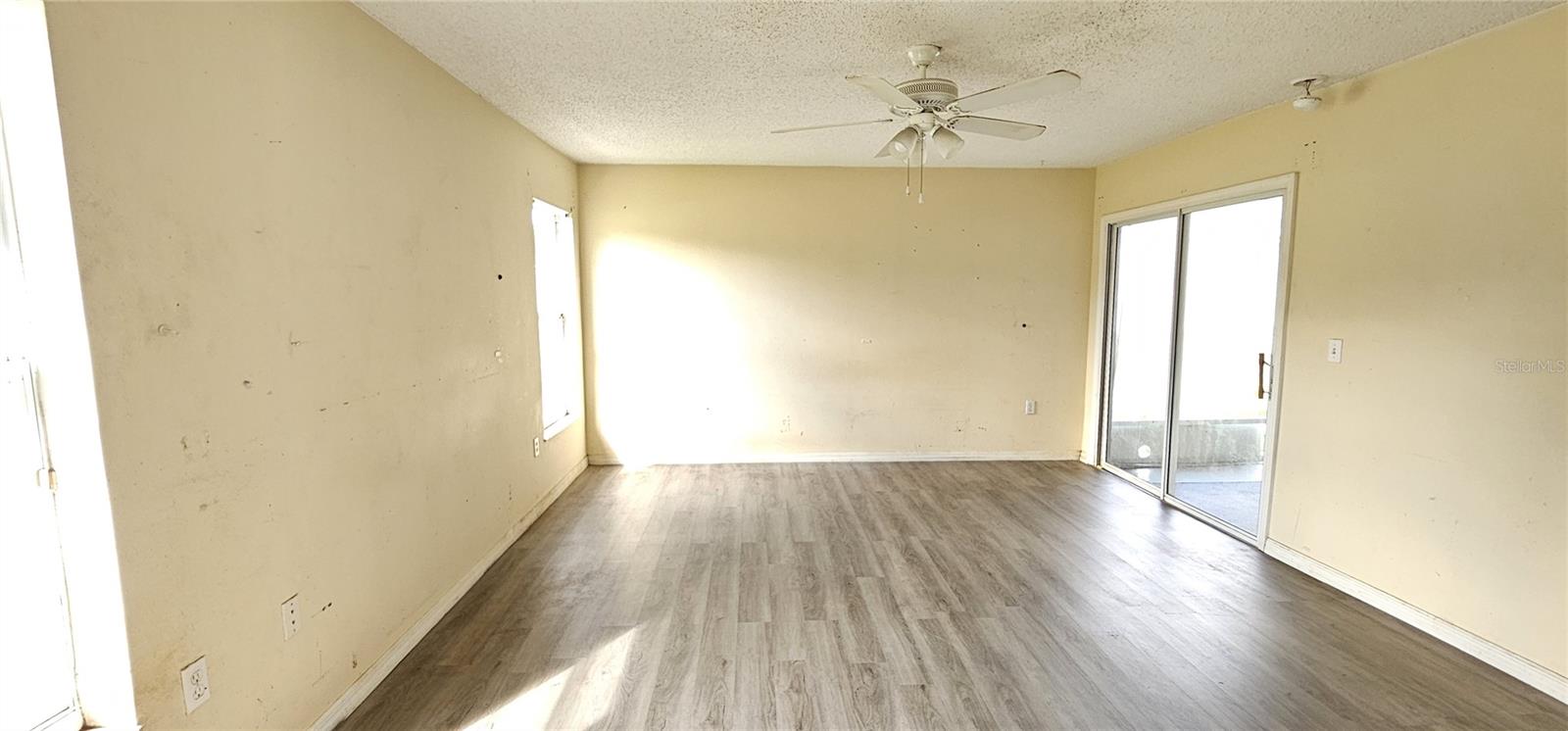 Image 16 of 56 For 2570 Coachman Drive